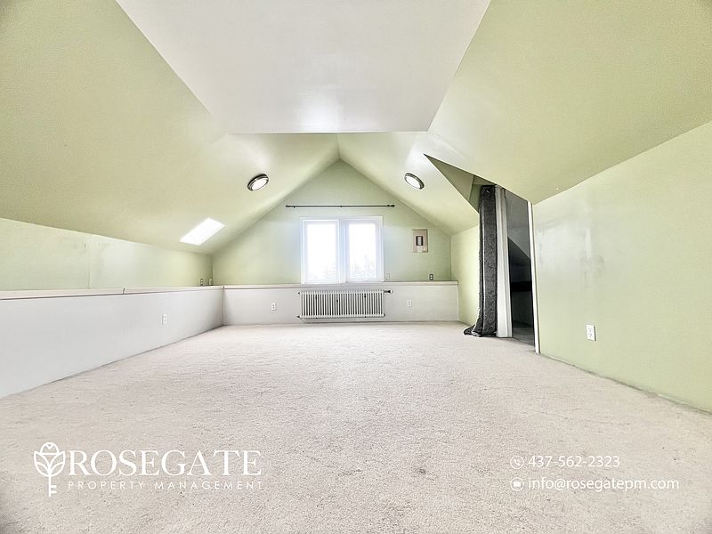 Kitchener Apartment for rent - 3 Bedrooms — photo 12