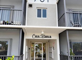 701 NE 1st Ct APT 210, Hallandale, FL 33009