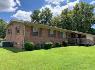 1112 Wagner Cir NW, Cleveland, TN 37311