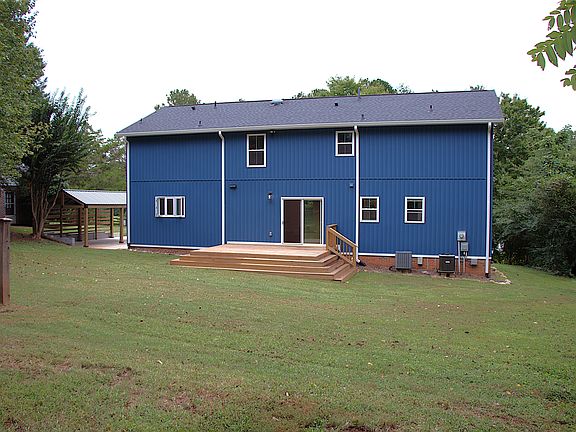 3rd image of 407 Tubbs Mountain Rd