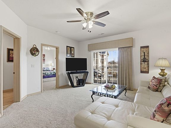 4th image of 310 S Wildwood Drive #9-6 BLDG 9