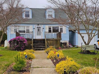 149 Meadowmere Avenue, Mastic, NY, 11950