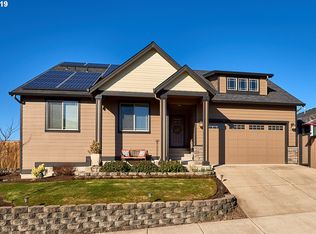 629 N 8th St, Carlton, OR