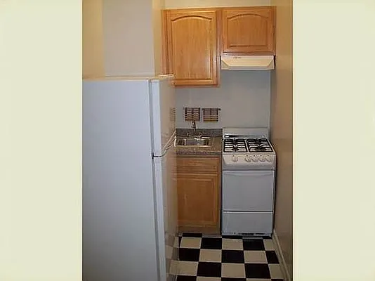 Rented by Stribling | media 9