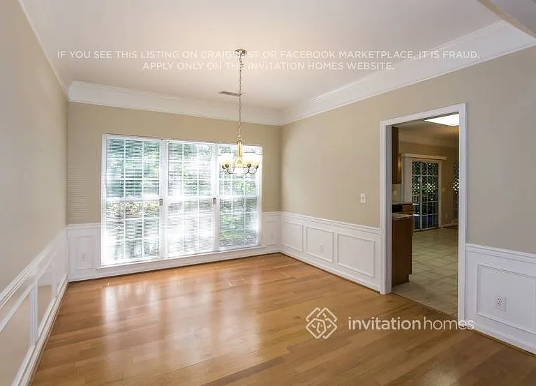 645 Clearbrook Rd — Photo 3