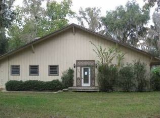 204 Snake Rd, Green Cove Springs, FL 32043