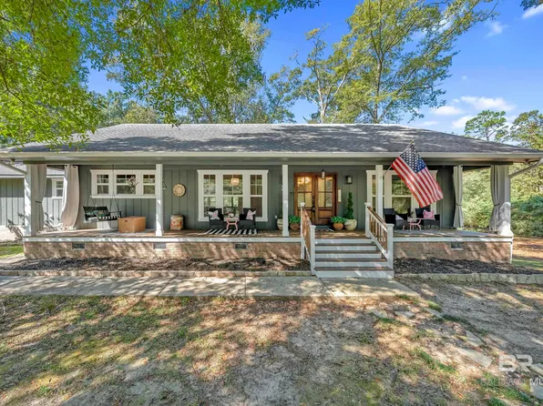 45499 Chalet Dr, Bay Minette, AL 36507