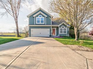 6904 NE 115th Ct, Kansas City, MO 64156