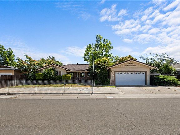 2nd image of 8312 San Pablo Way