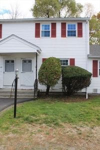 70 Arnold Ave #70, Lowell, MA, 01852
