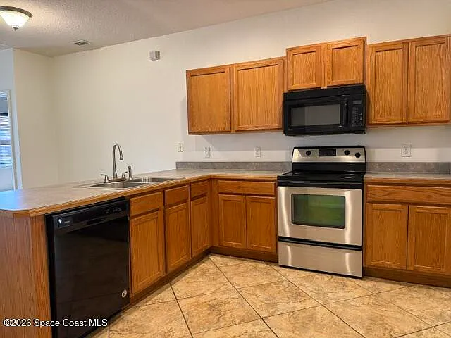 3676 Mount Carmel Ln — Photo 5