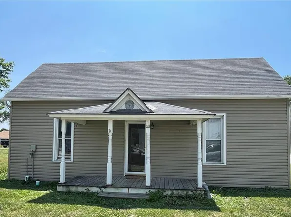 311 W South Front St, Orrick, MO 64077