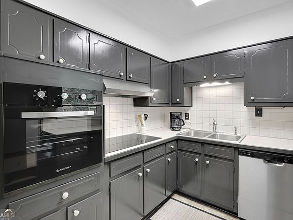 4th image of 4847 Shadowwood Ct