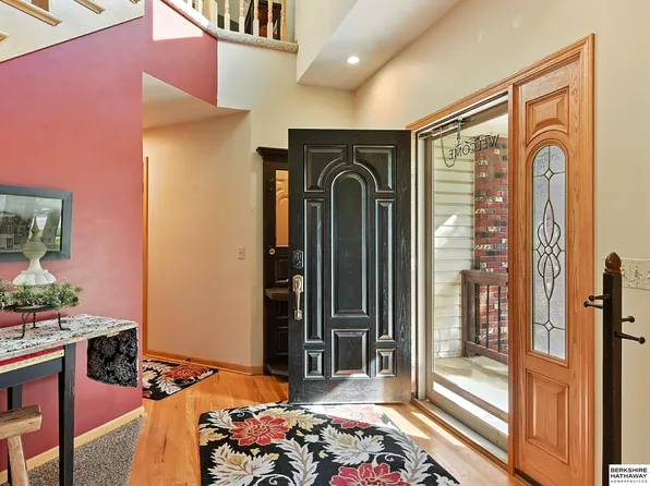 1013 Mary Beth Cir, Blair, NE 68008