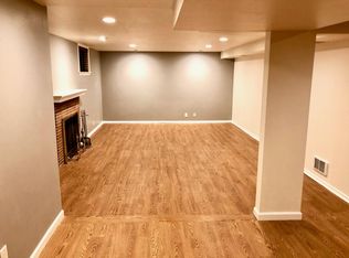 3952 SW Kenyon St UNIT B, Seattle, WA 98136