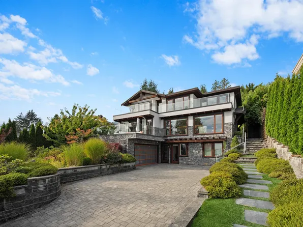 2643 Nelson Ave, West Vancouver, BC V7V 2R8