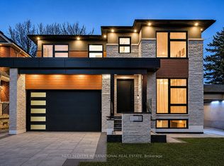 27 Inverleigh Dr, Toronto, ON M8Y3E4