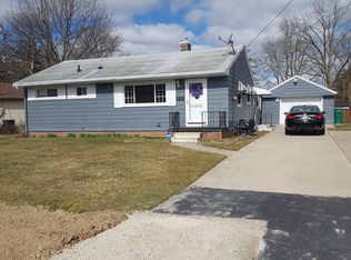 610 Marilyn Rd, Rossford, OH 43460