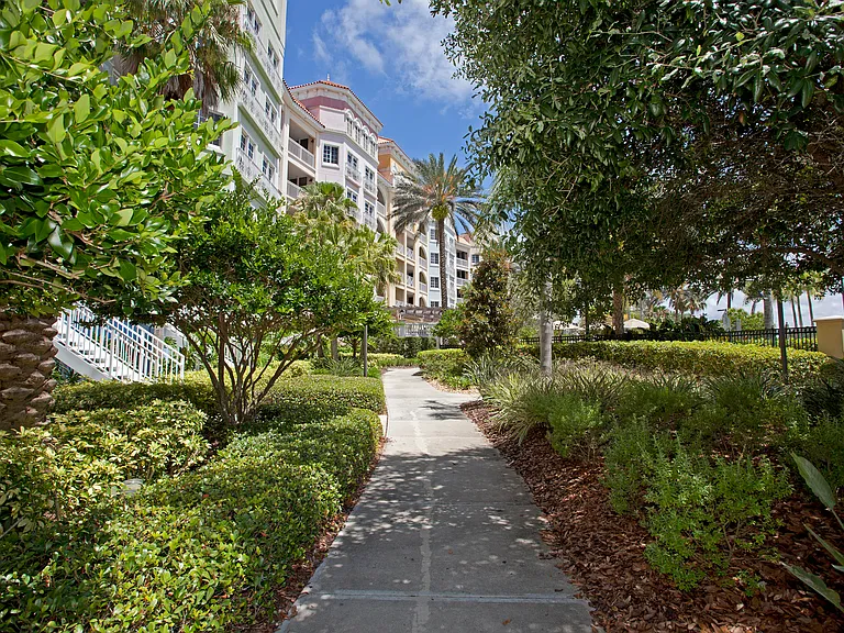 102 Yacht Harbor Dr #468 — Photo 49