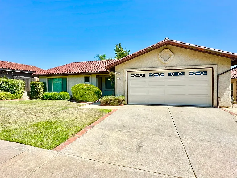 730 Morro Rd — Photo 37
