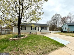 12 Locke Ct, Newark, DE 19702