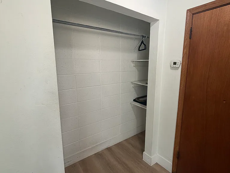 2700 Garfield Ave S #101 — Photo 16