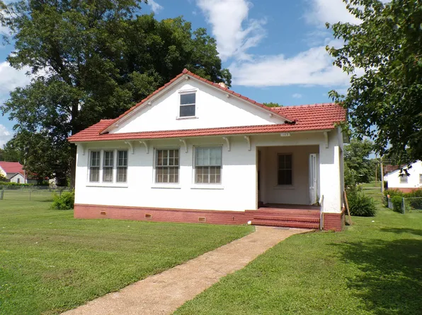 103 Chickamauga St, Sheffield, AL 35660