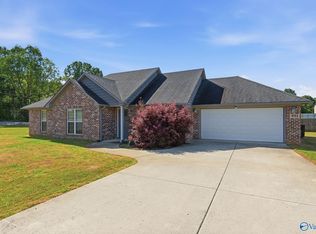 951 Charley Patterson Rd, New Market, AL 35761
