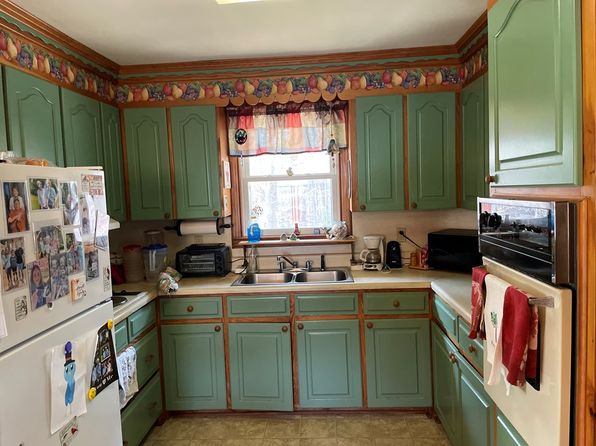 25 E Summit Cir, Ware Shoals, SC 29692