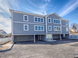 111 Monroe St #15, Garfield, NJ 07026