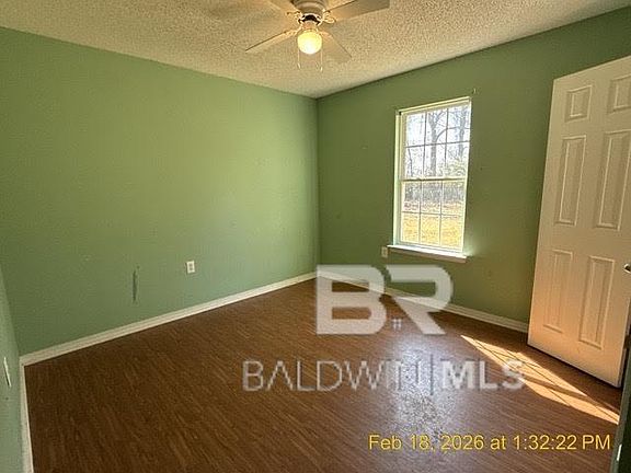 4th image of 124 S Canoe Rd