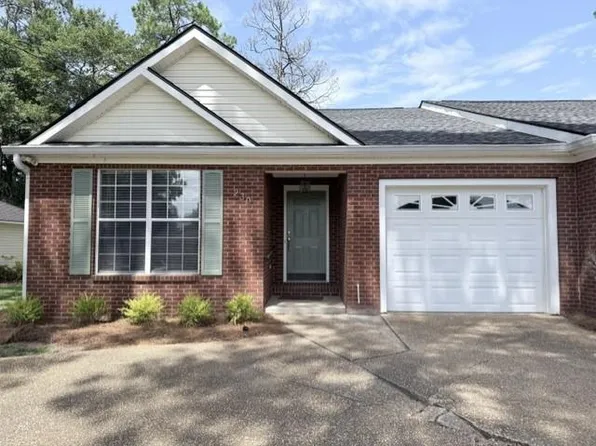 230 Tall Timbers Rd, Thomasville, GA 31757