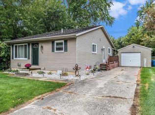 648 Briarwood Dr, Vassar, MI 48768