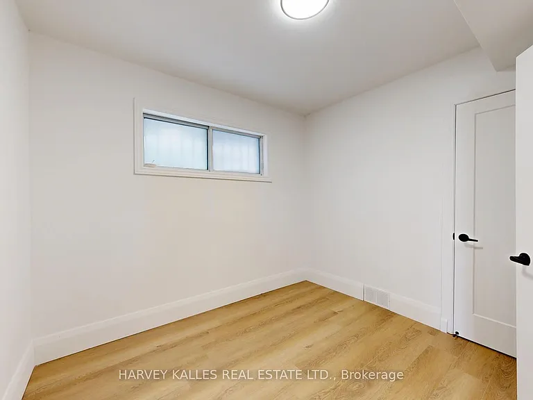 1252 Davenport Rd #1 — Photo 13