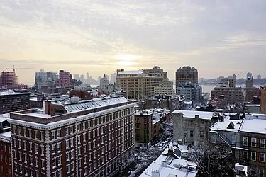 Rented by Domus Realty