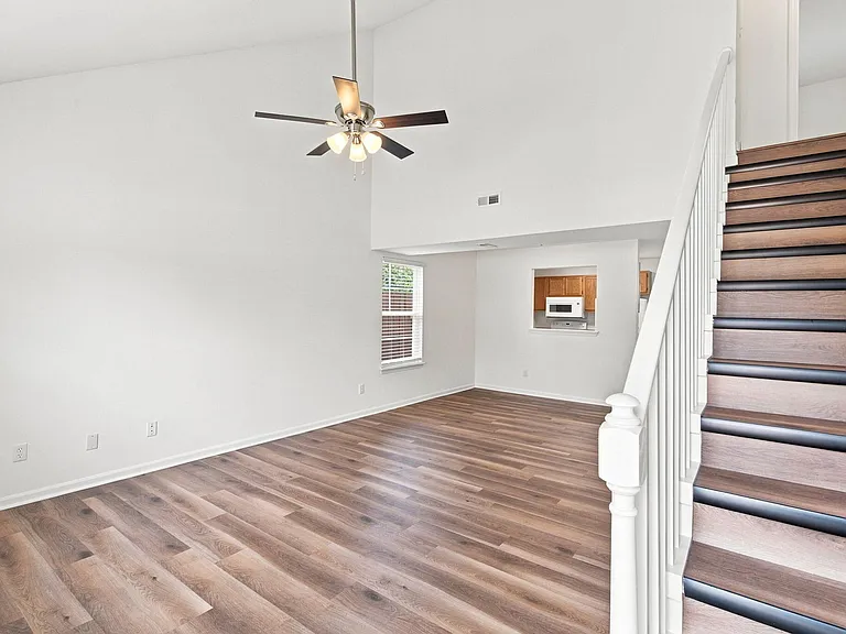 3518 Prescott Dr — Photo 3