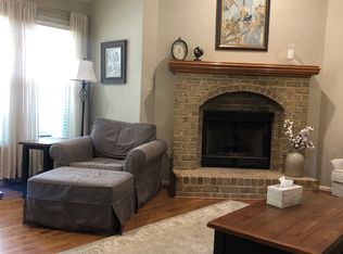 821 Parker Rd, Chesapeake, VA 23322