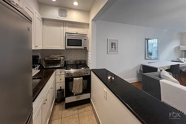 Rented by Fox Residential Group | media 13