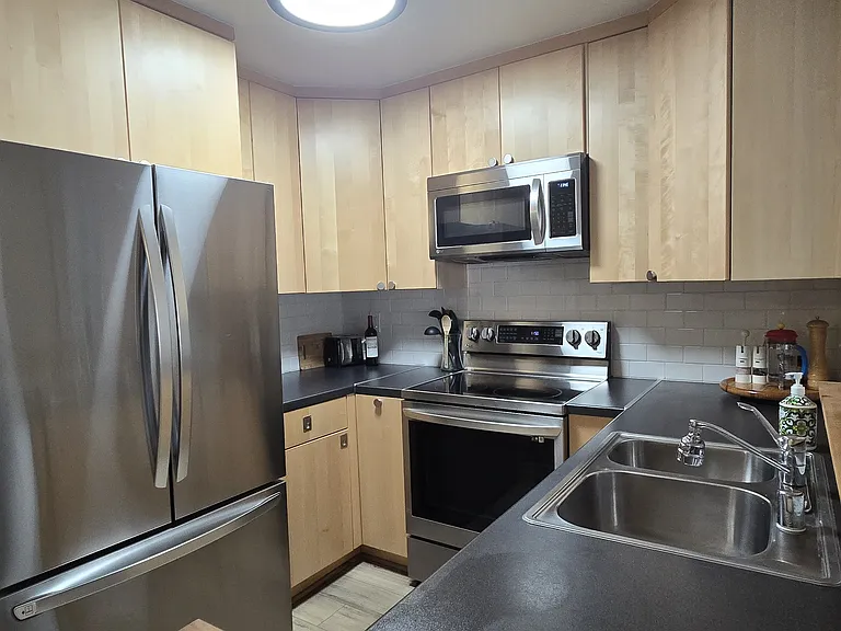 5765 Friars Rd #170 — Photo 3
