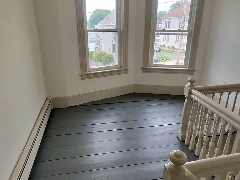 51 Summit St — Photo 5