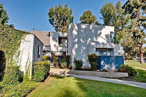 Santa Clarita Photo 1