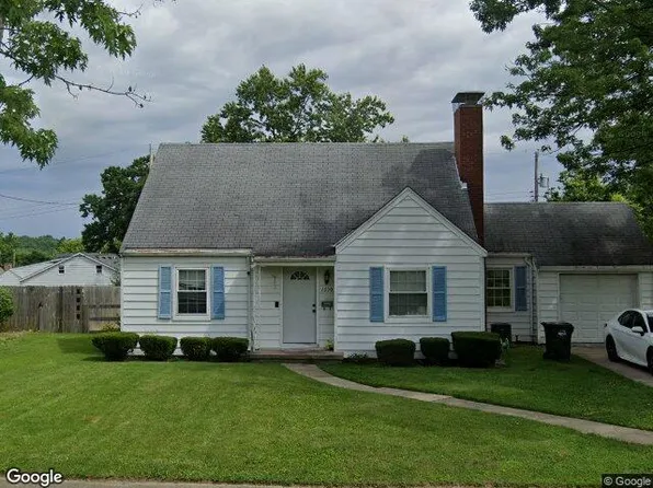 1630 Woodview Ln, Hamilton, OH 45013