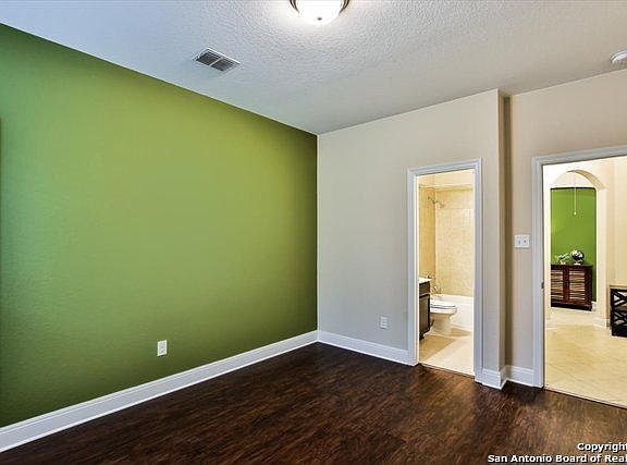 5th image of 2904 Mistywood Ln