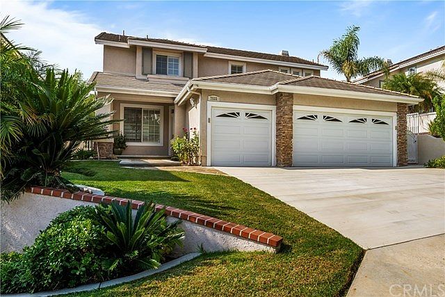 1st image of 7533 E Moonridge Ln