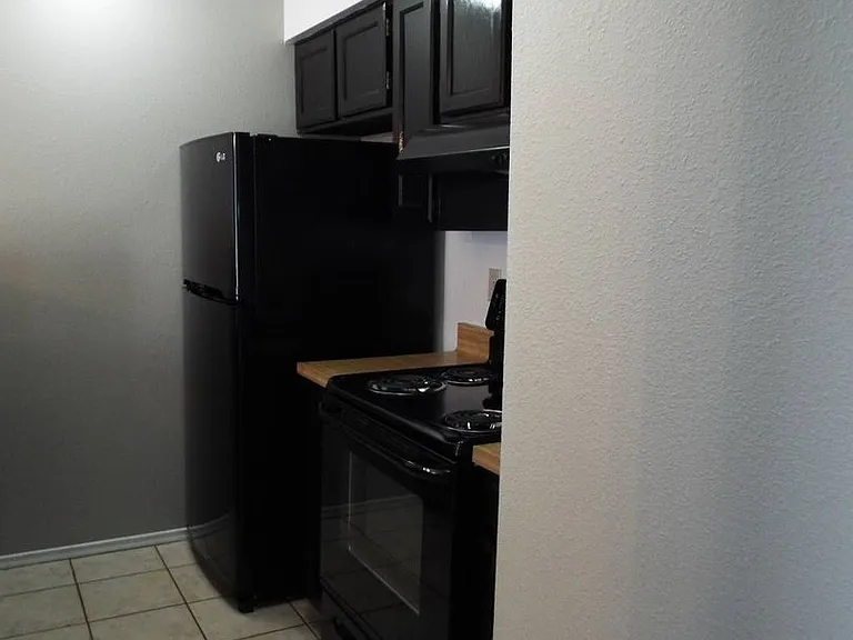1688 W Village Way — Photo 8