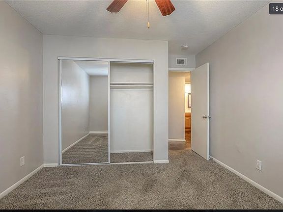 5th image of 4033 Oak St APT B