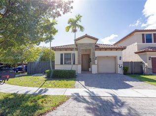 470 SE 34th Ter, Homestead, FL 33033