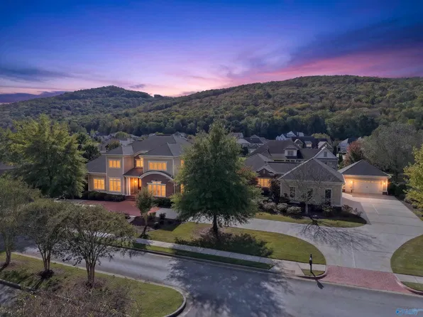 55 McMullen Ln SE, Gurley, AL 35748
