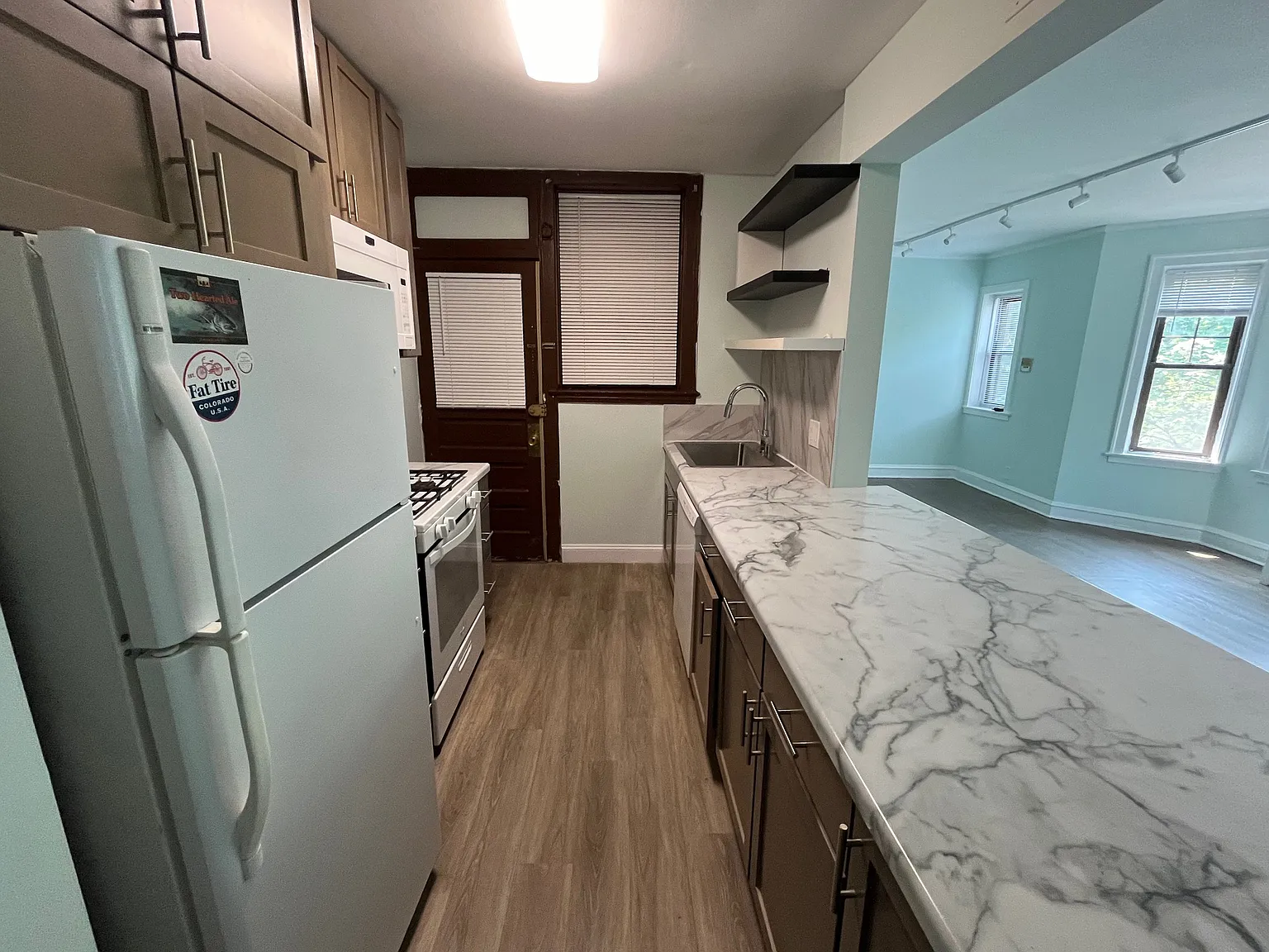 2 bed, $1,550 — Photo 3