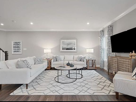 5th image of 701 Plaza Dr #511